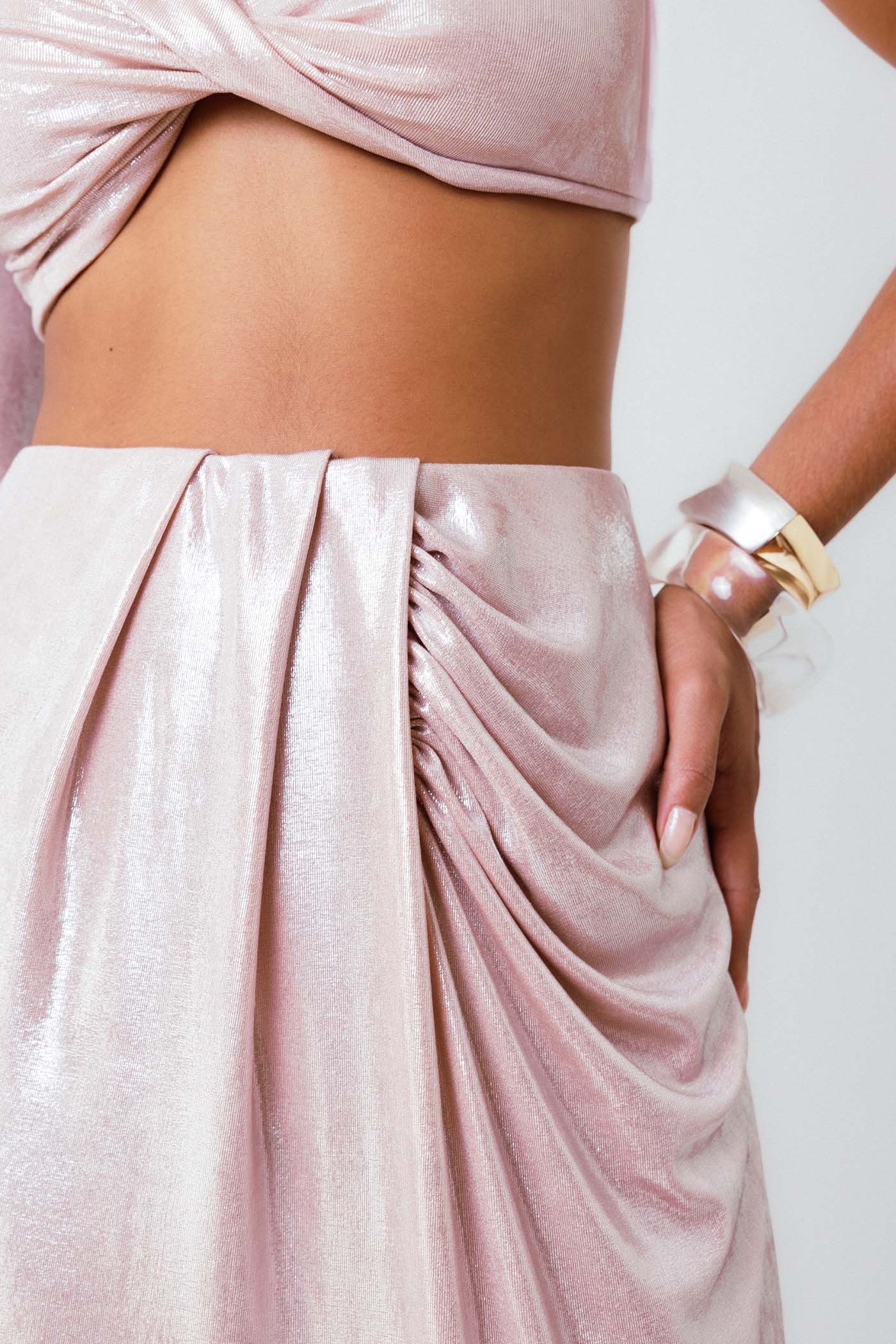 Saia Midi Pregas Reflexo Rosa
