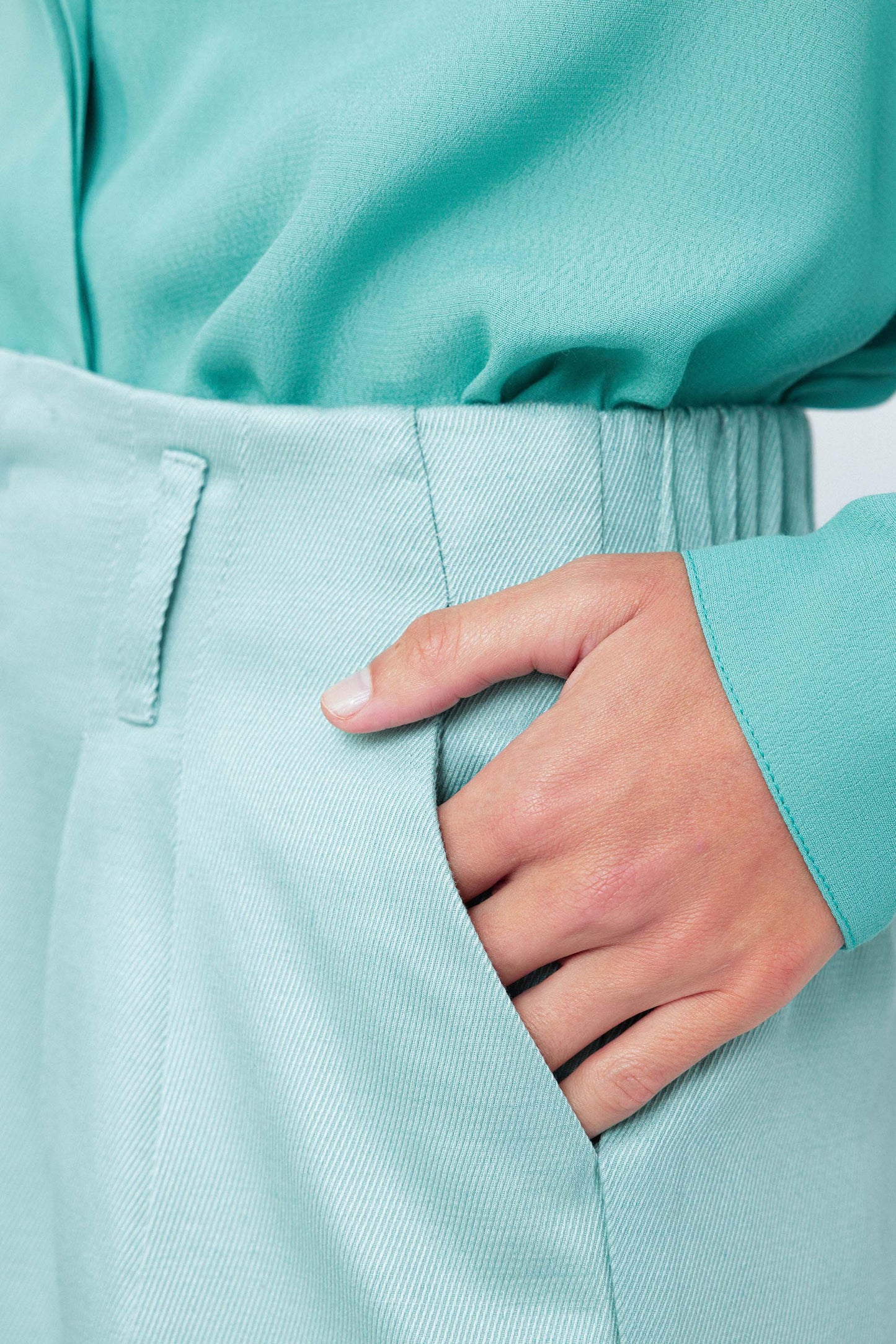 Short Asa Delta Elástico Céu