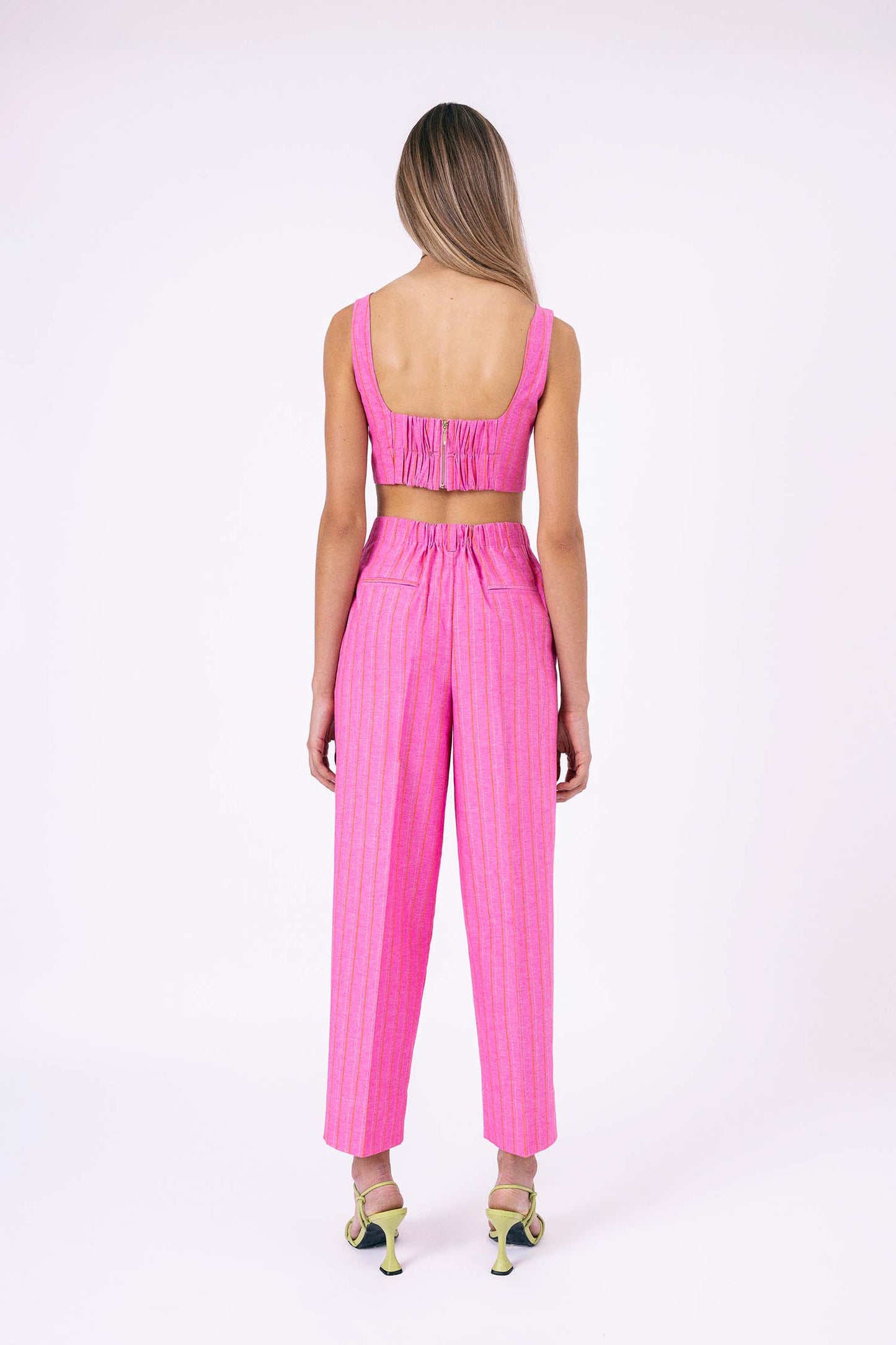 Top Cropped Alfaiataria Encanto