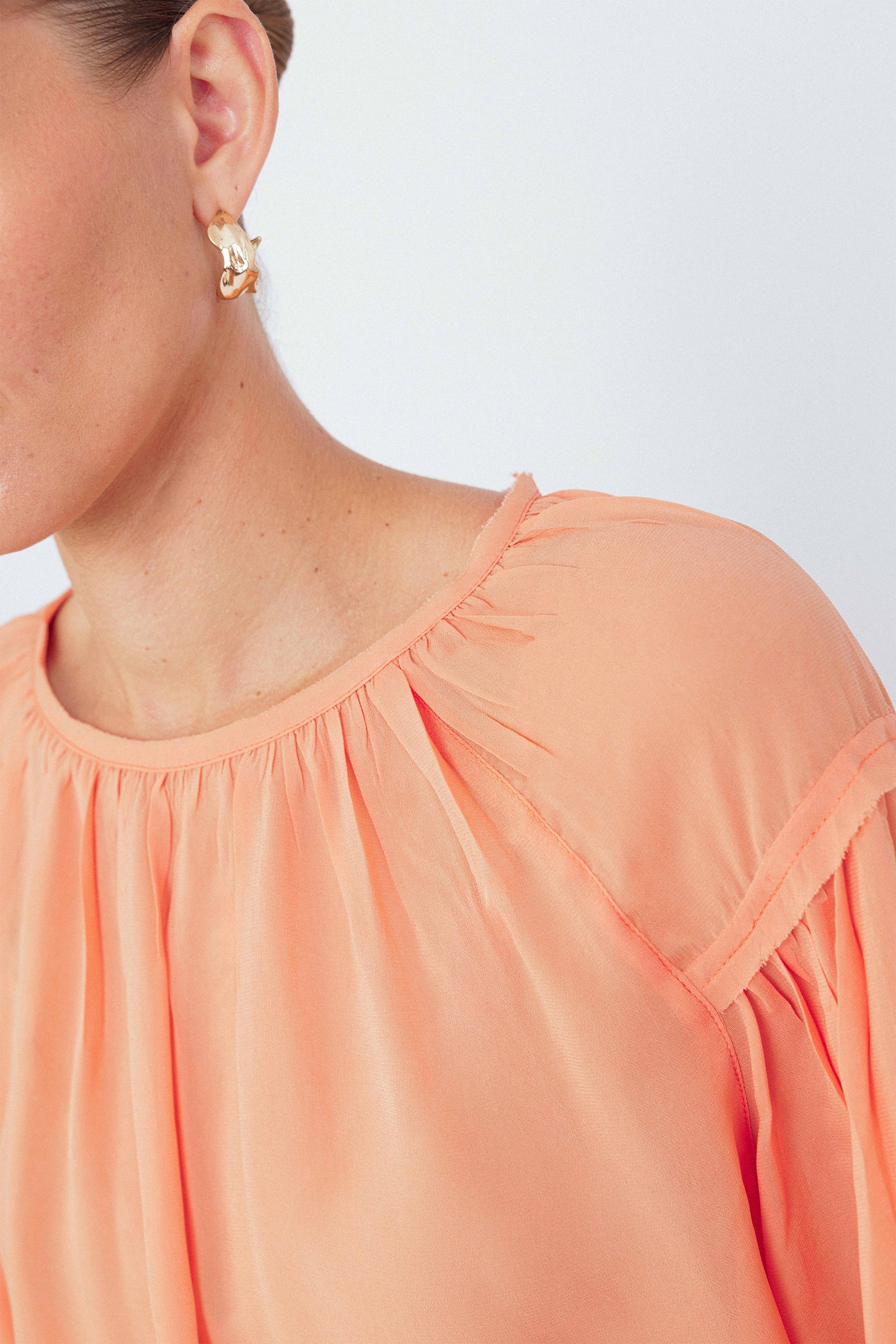 Blusa Manga Longa Pétalas Laranja